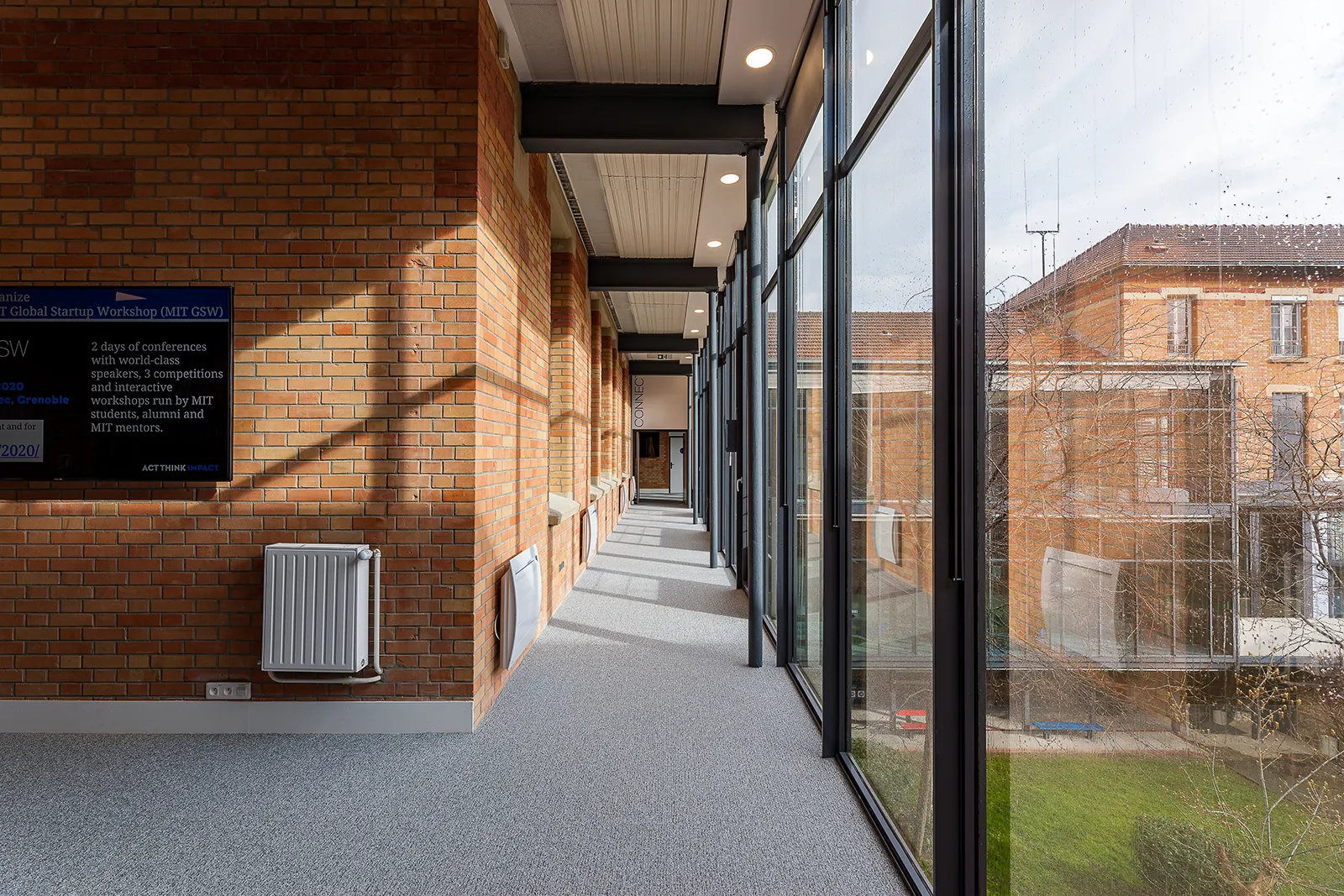 REAL CAMPUS BY L’ORÉAL <br> campus parisien