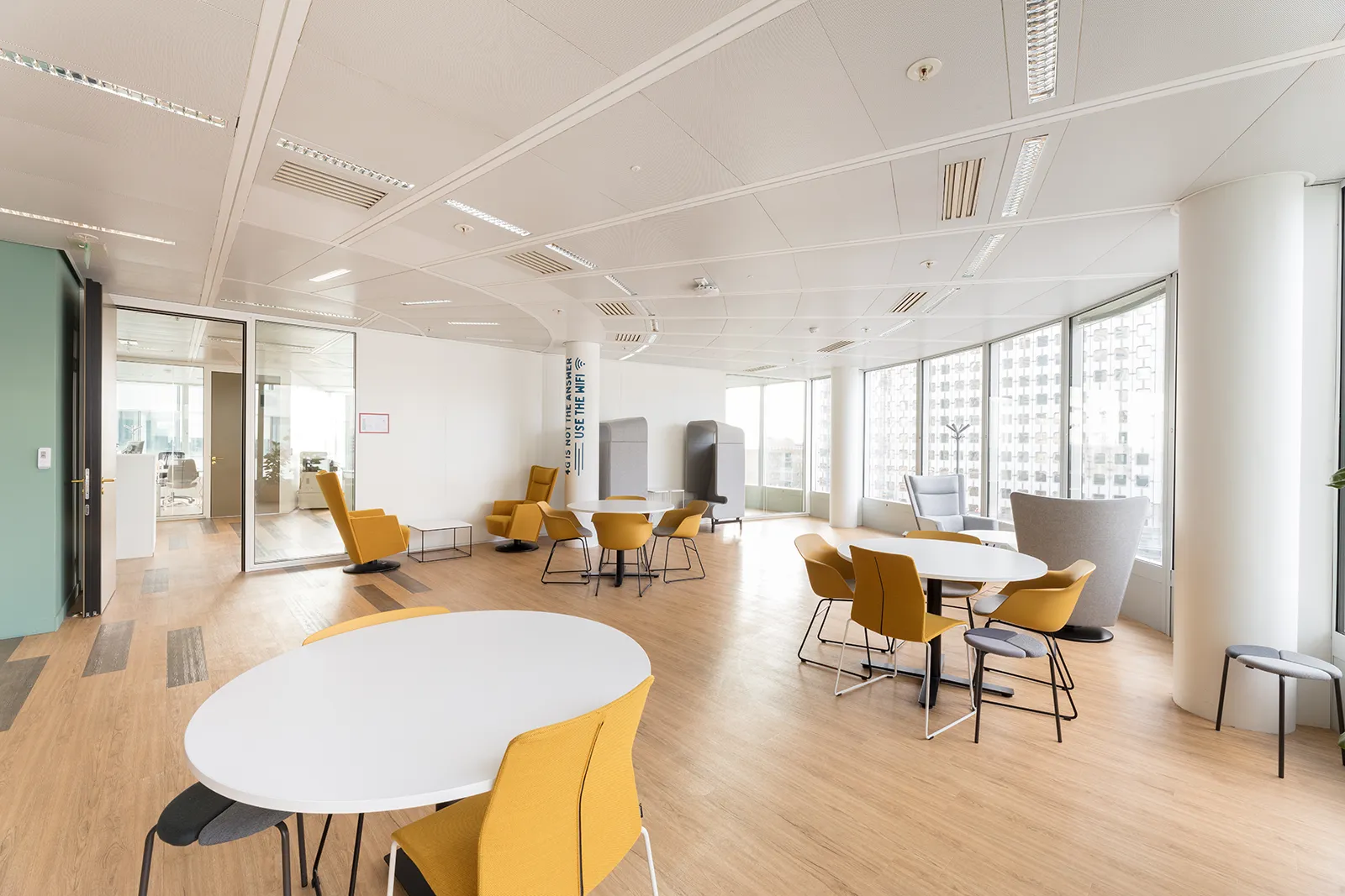 OMNES EDUCATION<br>campus cœur défense