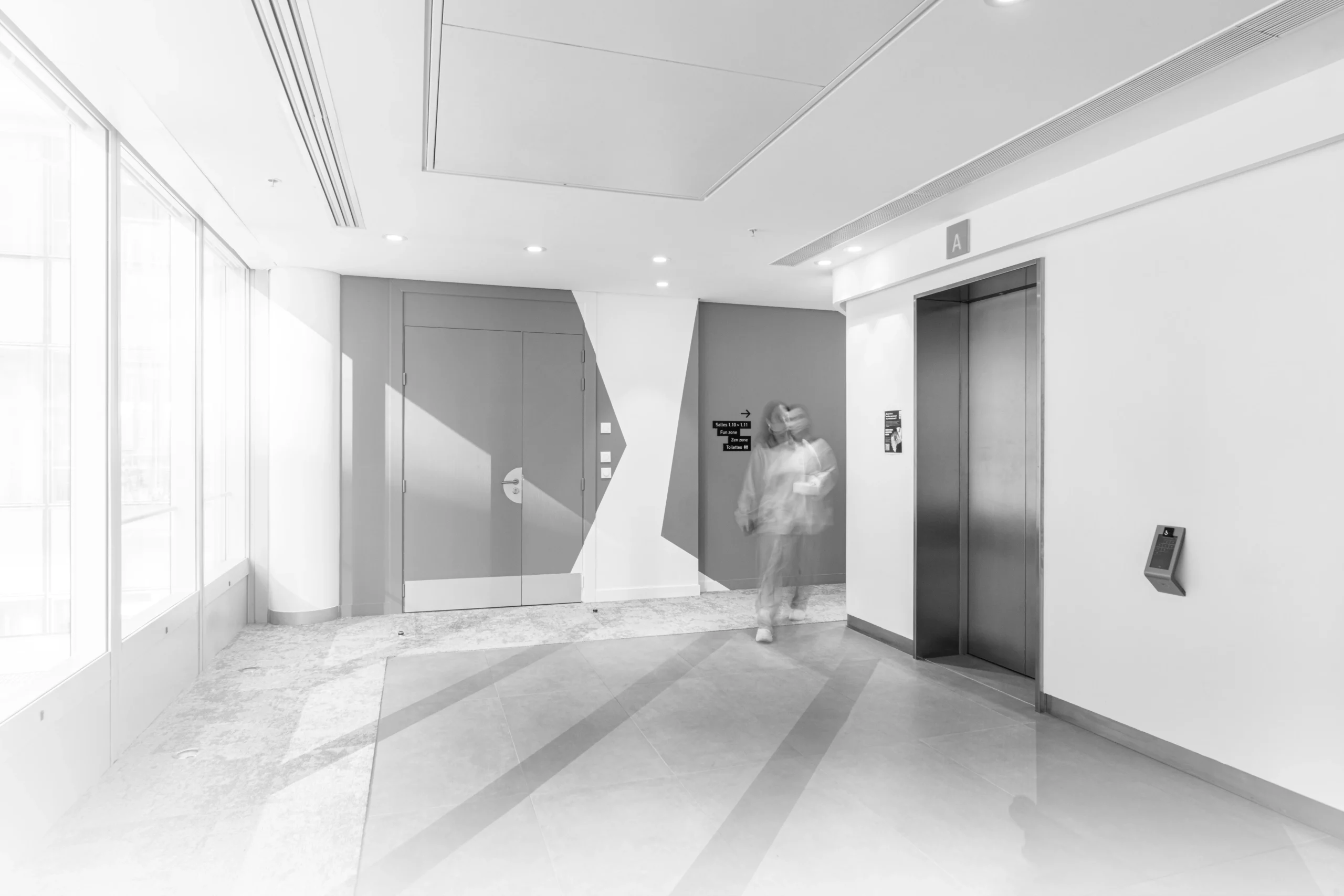 JG1_1866-Black_03-scaled