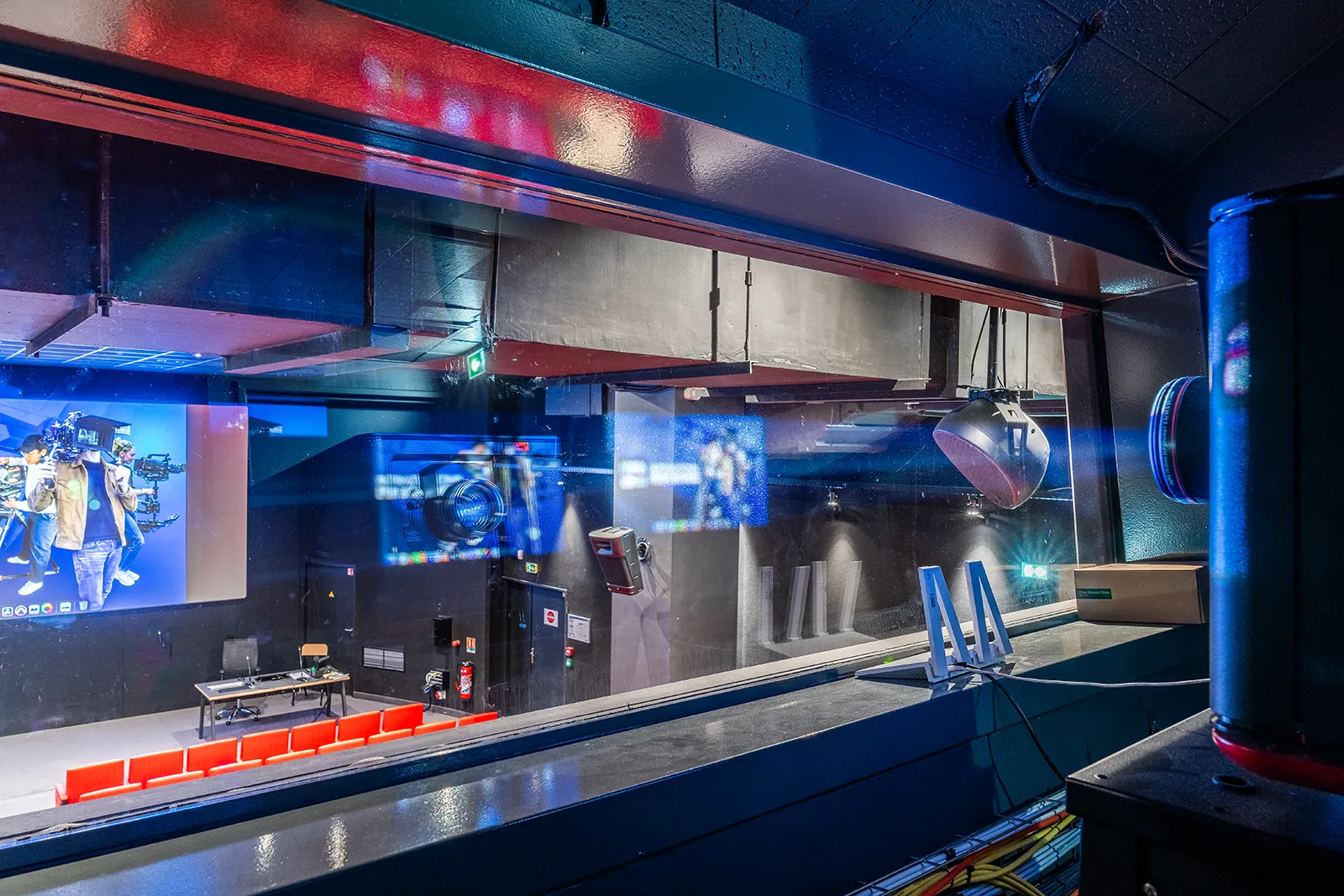 ESRA <br> école de cinéma et d’audiovisuel – immeuble pollux